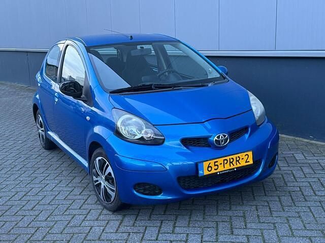 Occasion Toyota Aygo Comfort 68 PK (50 kW) 2011 Blauw Hatchback