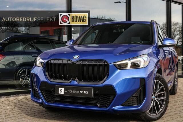 Blauw Gebruikt 2023 BMW X1 M Sport SUV | € 41.450 (Goede deal) - Afbeelding 1/4