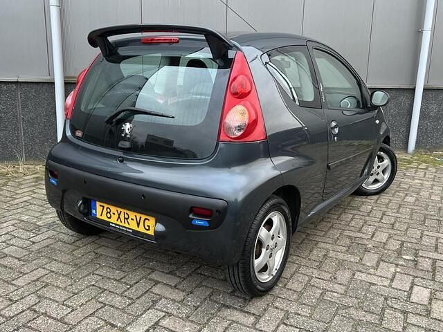 Occasion Peugeot 107 Urban Move 68 PK (50 kW) 2007 Grijs Hatchback