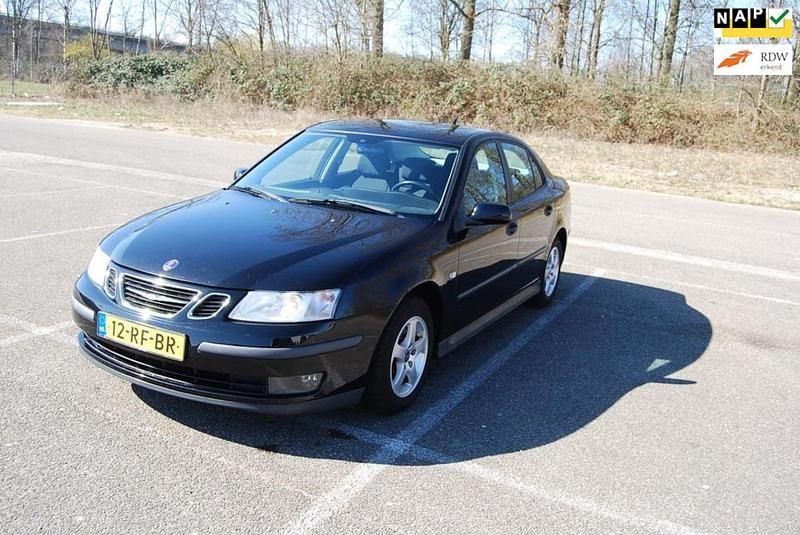 Zwart Gebruikt 2005 Saab 9-3 Linear Sedan | € 1.950 (Goede deal) - Afbeelding 1/4