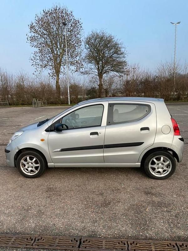 Occasion 2010 Suzuki Alto Hatchback | € 1.650 (Goede deal) - Afbeelding 1/4