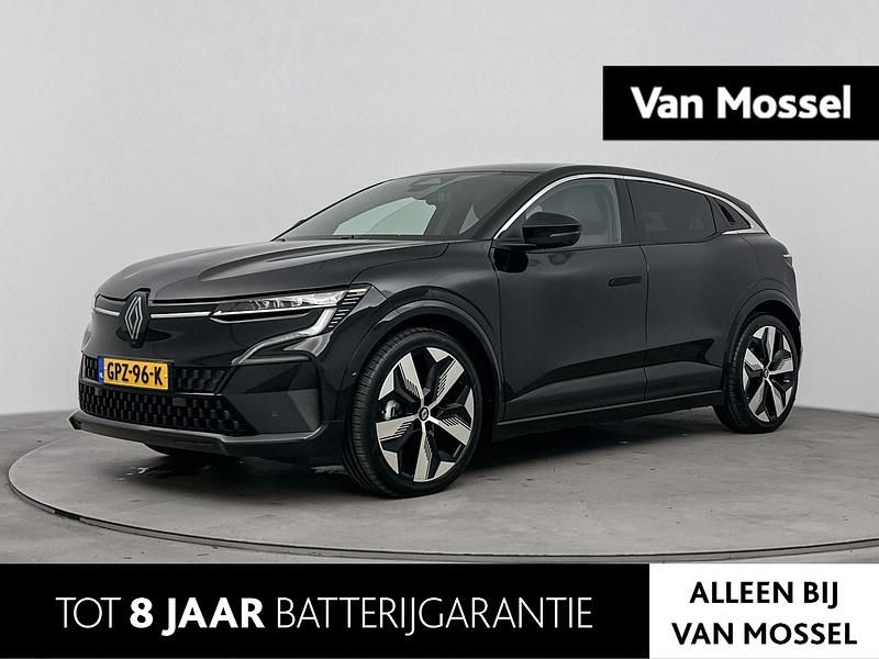 Zwart Gebruikt 2024 Renault Mégane Komfort Hatchback | € 35.940 (Duur) - Afbeelding 1/4