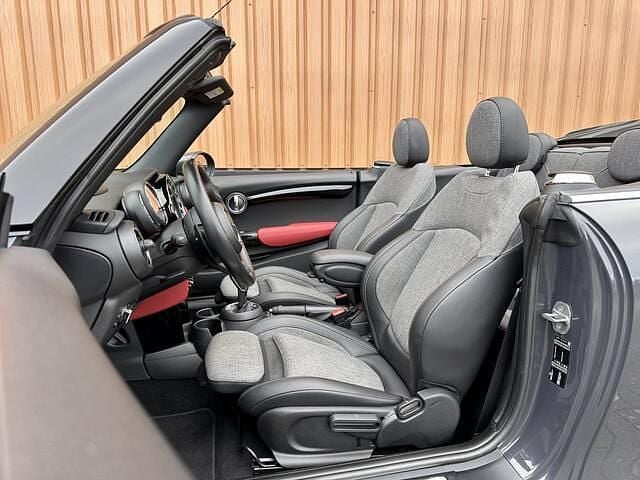 Occasion Mini Cooper S Cabriolet 192 PK (141 kW) 2019 Grijs (metallic) Cabriolet
