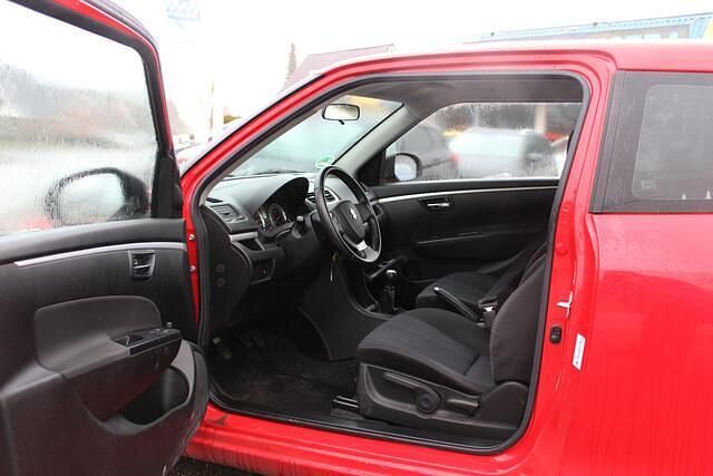 Occasion Suzuki Swift Comfort 94 PK (69 kW) 2014 Rood (parellak) Hatchback