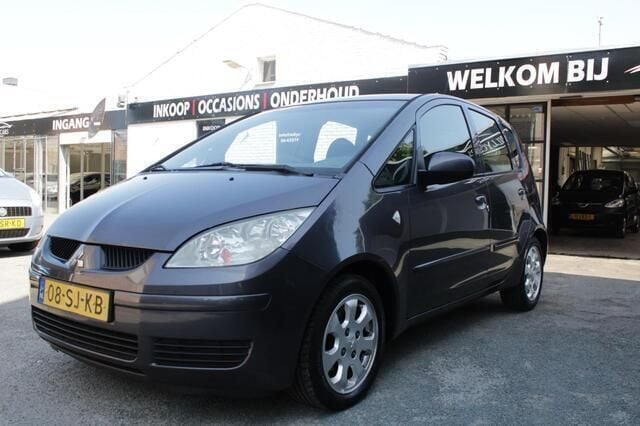 Grijs Gebruikt 2006 Mitsubishi Colt Invite Hatchback | € 1.650 (Eerlijke prijs) - Afbeelding 1/4