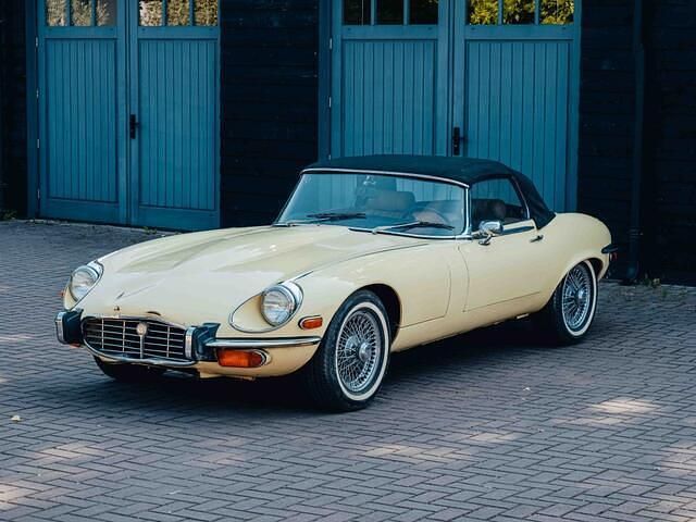 Geel Gebruikt 1975 Jaguar E-Type Cabriolet | € 64.000 - Afbeelding 1/4