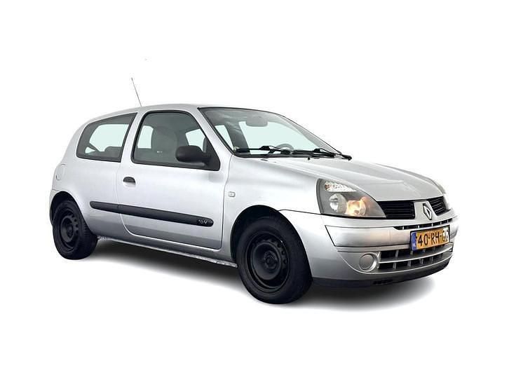 Grijs (metallic) Occasion 2005 Renault Clio II Hatchback | € 1.245 (Goede deal) - Afbeelding 1/4