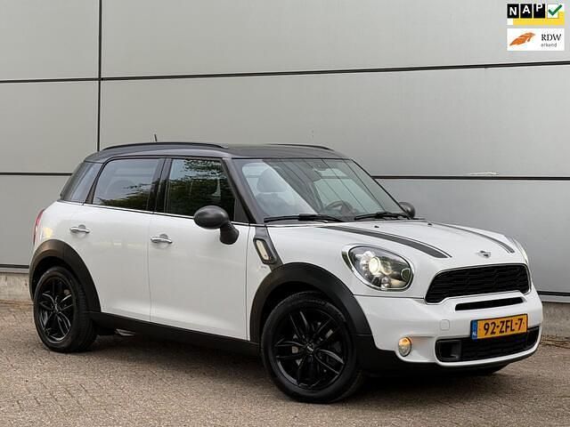 Wit Gebruikt 2012 Mini Cooper S Countryman Chili SUV | € 6.950 (Eerlijke prijs) - Afbeelding 1/4