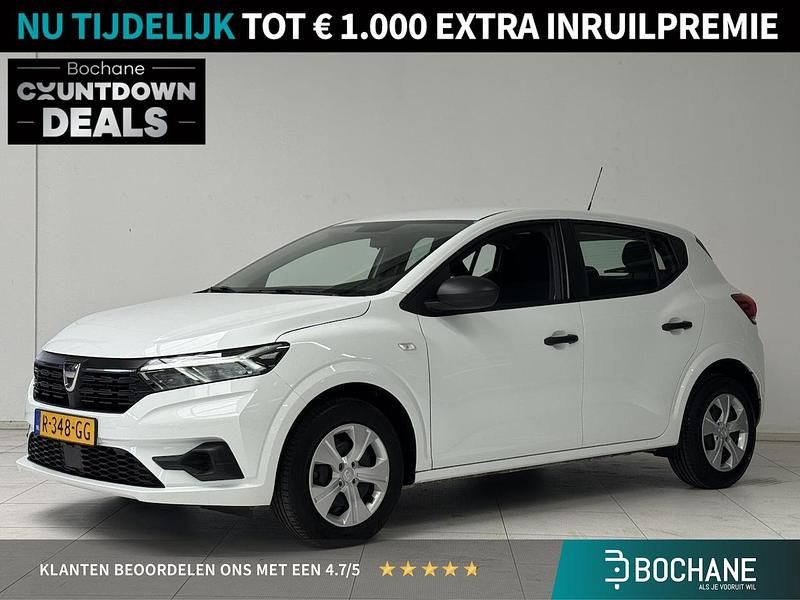 Wit Gebruikt 2022 Dacia Sandero Essentiel Hatchback | € 13.245 (Goede deal) - Afbeelding 1/4