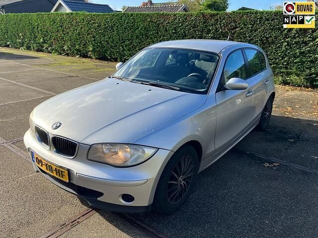 Grijs Gebruikt 2006 BMW 116 Hatchback | € 1.750 (Super prijs) - Afbeelding 1/4