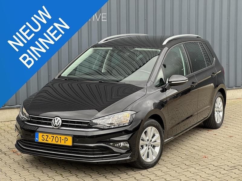 Zwart Gebruikt 2018 VW Golf Sportsvan Comfortline MPV | € 19.144 (Eerlijke prijs) - Afbeelding 1/4
