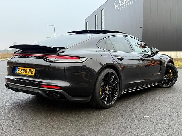 Occasion Porsche Panamera Sport 330 PK (242 kW) 2021 Zwart Hatchback