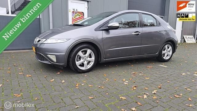 Grijs Gebruikt 2010 Honda Civic Comfort Hatchback | € 4.950 (Eerlijke prijs) - Afbeelding 1/4