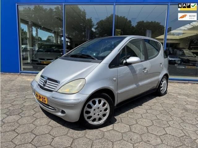Grijs Gebruikt 2002 Mercedes A160 Elegance MPV | € 1.199 (Goede deal) - Afbeelding 1/4