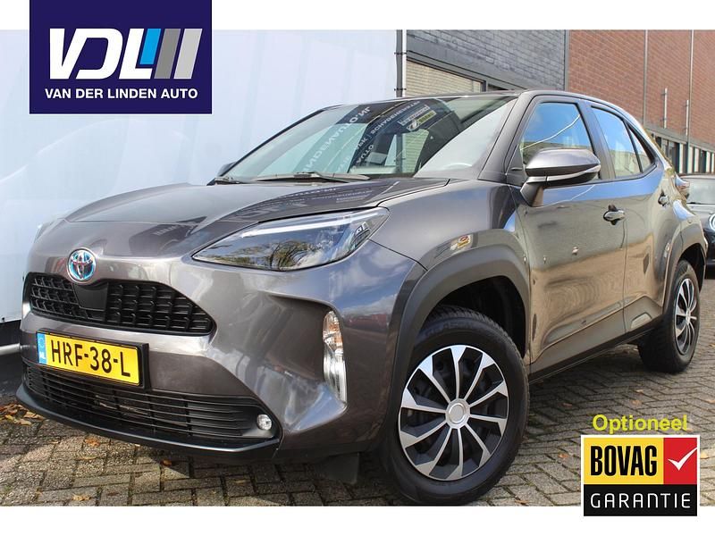 Grijs Occasion 2023 Toyota Yaris Cross Active SUV | € 23.895 (Goede deal) - Afbeelding 1/4