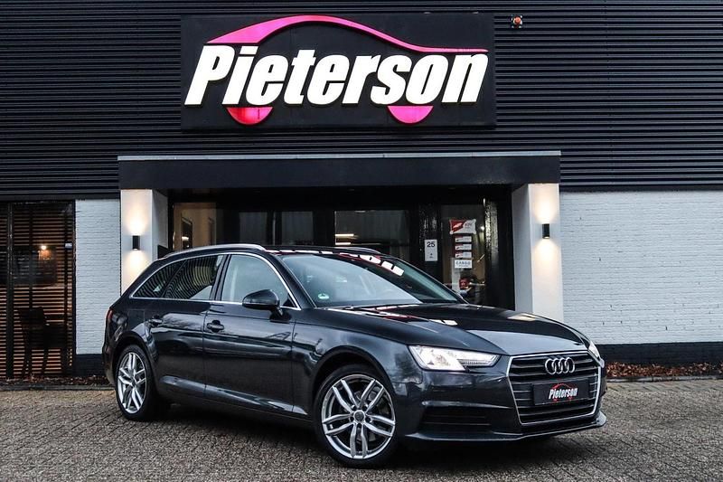 Grijs Gebruikt 2016 Audi A4 Sport Stationwagen | € 12.950 (Eerlijke prijs) - Afbeelding 1/4