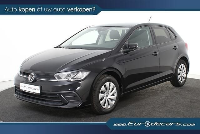 Zwart Occasion 2023 VW Polo Life Hatchback | € 20.600 (Super prijs) - Afbeelding 1/4