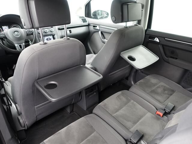 Occasion VW Touran Highline 105 PK (77 kW) 2013 Zwart, metallic lak MPV