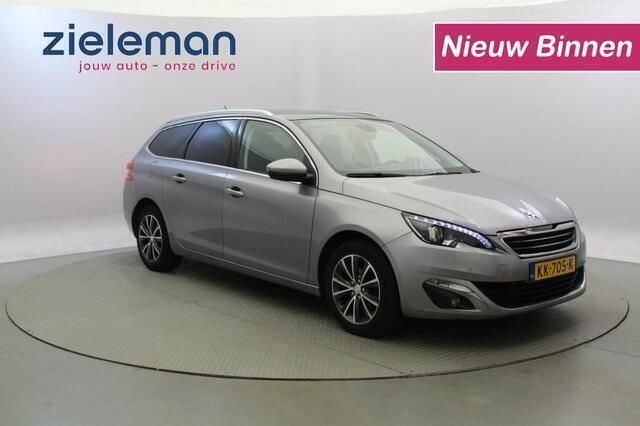 Grijs Gebruikt 2016 Peugeot 308 Premium Stationwagen | € 6.845 (Goede deal) - Afbeelding 1/4