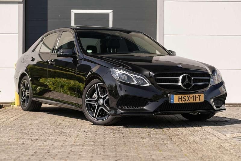 Gebruikt 2013 Mercedes E400 AMG Sedan | € 22.750 - Afbeelding 1/4