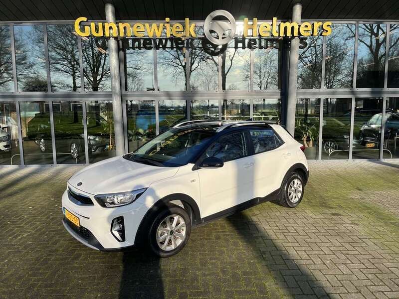 Wit Gebruikt 2021 Kia Stonic SUV | € 16.440 (Super prijs) - Afbeelding 1/4