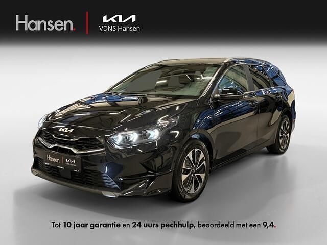 Zwart Gebruikt 2025 Kia Ceed Sportswagon Stationwagen | € 29.945 (Iets duurder) - Afbeelding 1/4