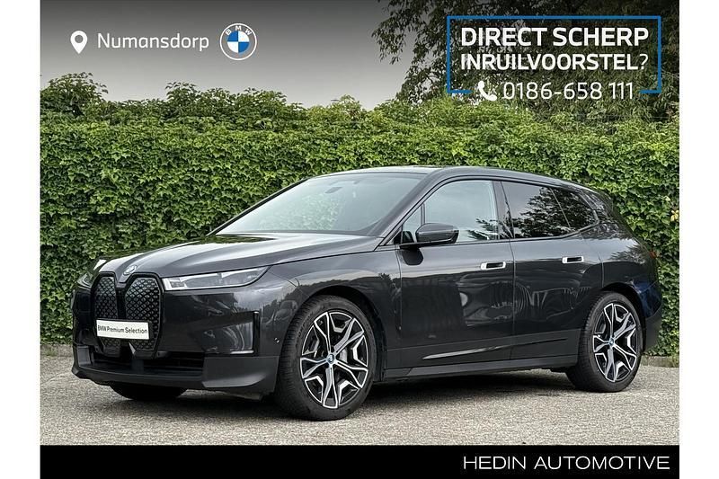 Grijs Gebruikt 2021 BMW iX SUV | € 43.895 (Eerlijke prijs) - Afbeelding 1/4