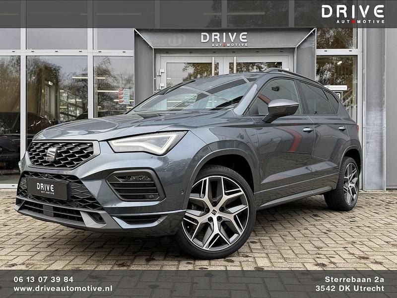 Grijs Gebruikt 2021 Seat Ateca Beats SUV | € 25.900 (Eerlijke prijs) - Afbeelding 1/4