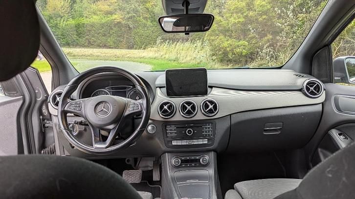 Gebruikt 2015 Mercedes B Electric Drive MPV | € 9.500 - Afbeelding 1/4