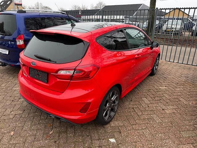 Occasion Ford Fiesta ST-Line 101 PK (74 kW) 2018 Rood Hatchback
