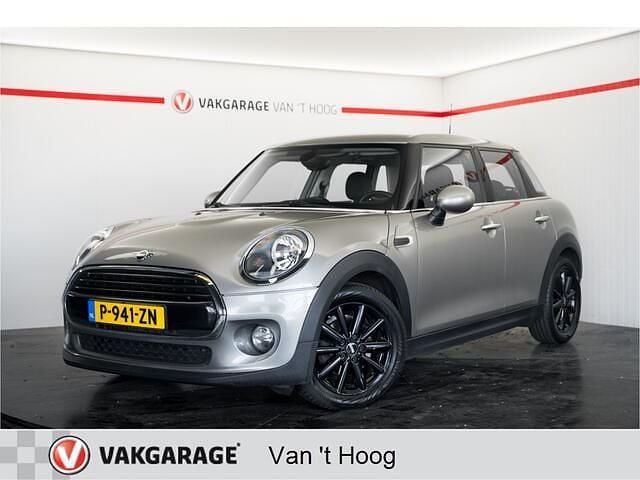 Grijs Gebruikt 2018 Mini Cooper Salt Hatchback | € 14.944 (Goede deal) - Afbeelding 1/4
