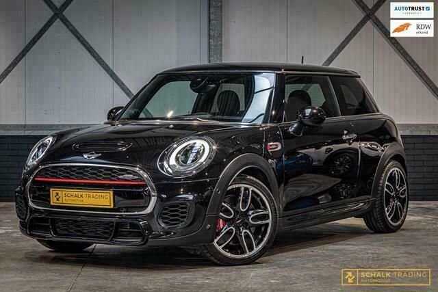 Zwart Gebruikt 2017 Mini John Cooper Works Chili Hatchback | € 26.950 (Iets duurder) - Afbeelding 1/4