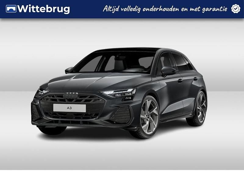 Grijs Gebruikt 2025 Audi A3 Sportback S-Line Hatchback | € 48.950 - Afbeelding 1/2