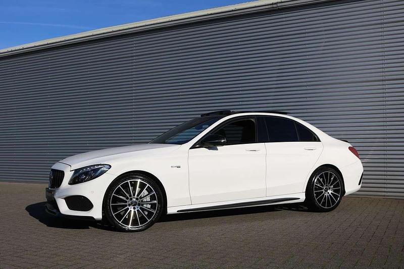 Wit Gebruikt 2017 Mercedes C43 AMG AMG Sedan | € 38.950 (Eerlijke prijs) - Afbeelding 1/4