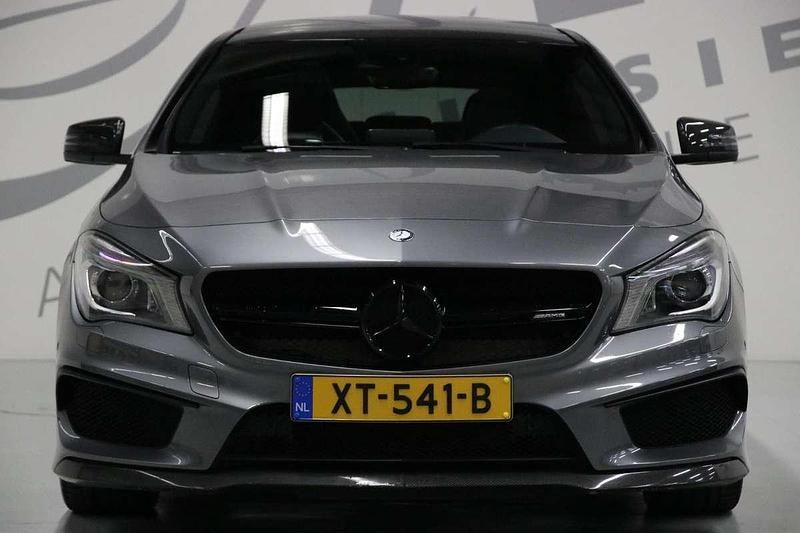 Occasion Mercedes CLA45 AMG Shooting Brake AMG 362 PK (266 kW) 2015 Grijs, metallic lak Stationwagen