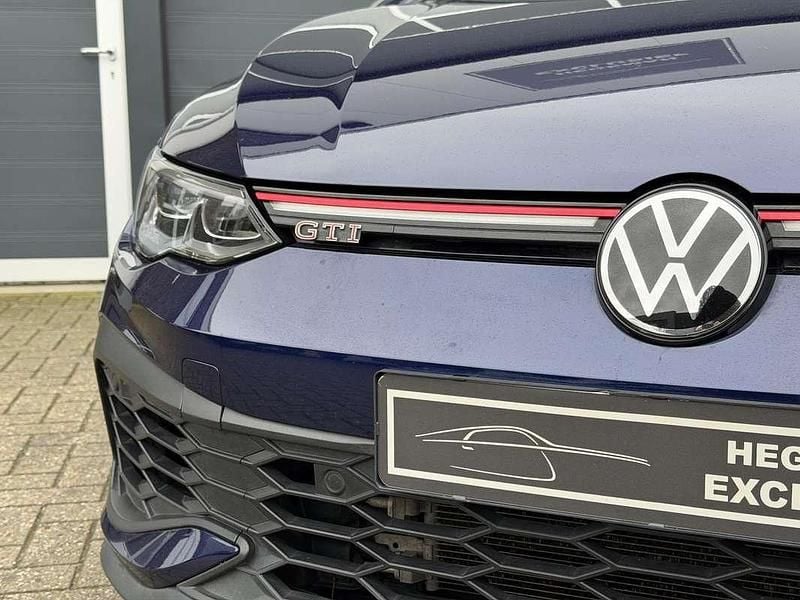 Occasion VW Golf VII GTI 300 PK (220 kW) 2021 Blauw Hatchback