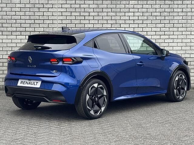 Nieuw Renault Clio V Techno 158 PK (116 kW) 2026 Blauw Hatchback