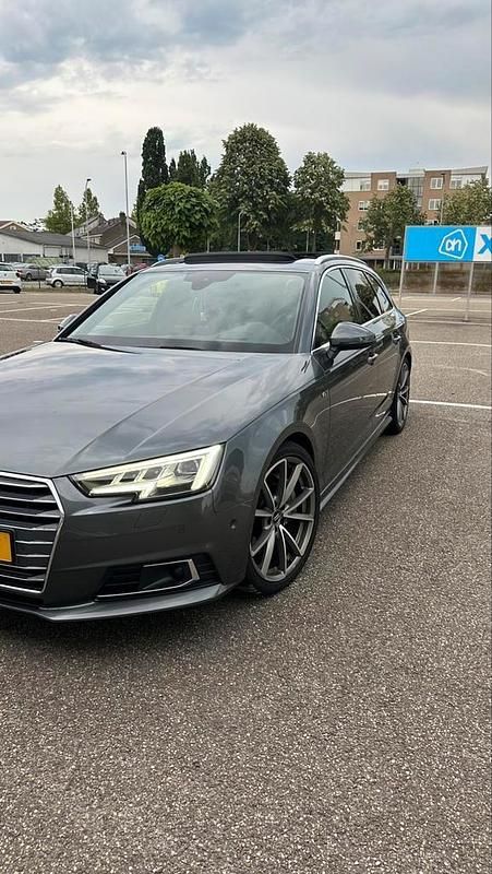 Gebruikt 2015 Audi A4 | € 16.750 - Afbeelding 1/4