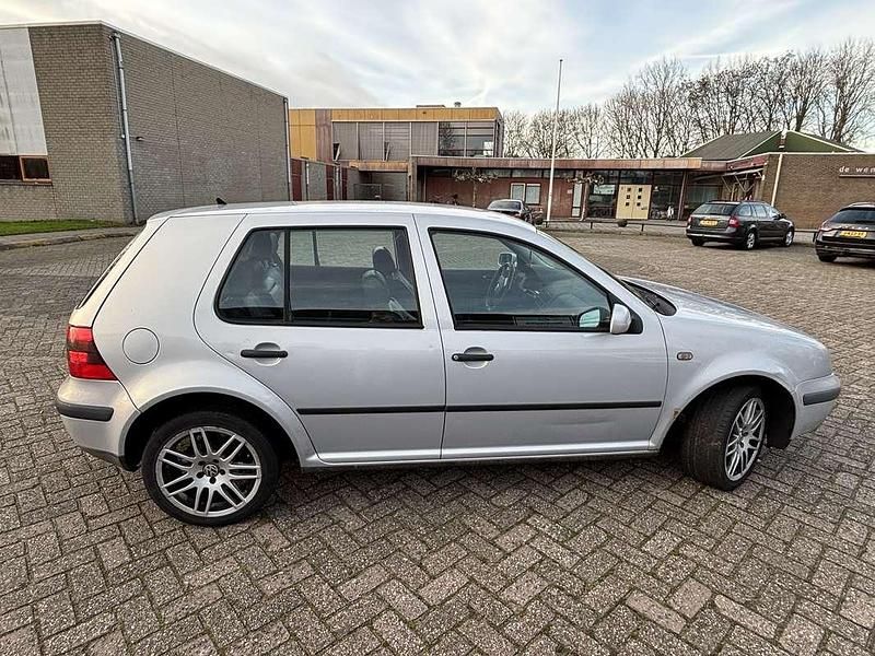 Occasion VW Golf Trendline 101 PK (74 kW) 1999 Sedan