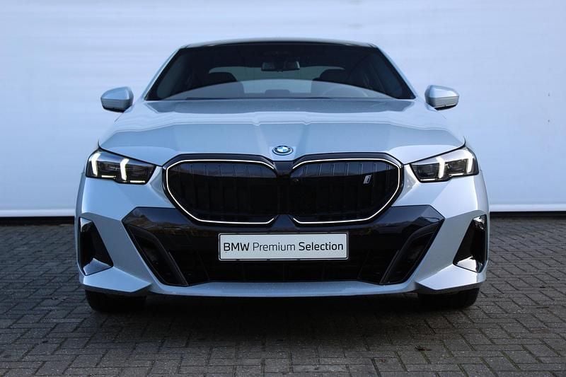 Occasion BMW i5 M Sport 250 kW (340 PK) 2025 Grijs Sedan