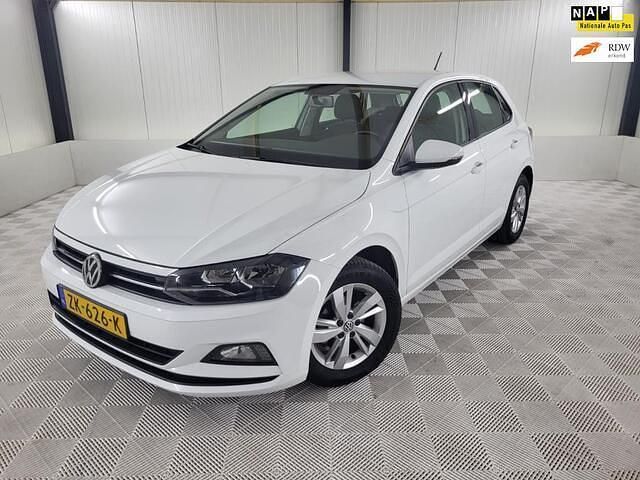 Wit Gebruikt 2019 VW Polo Comfortline Hatchback | € 11.750 (Eerlijke prijs) - Afbeelding 1/4
