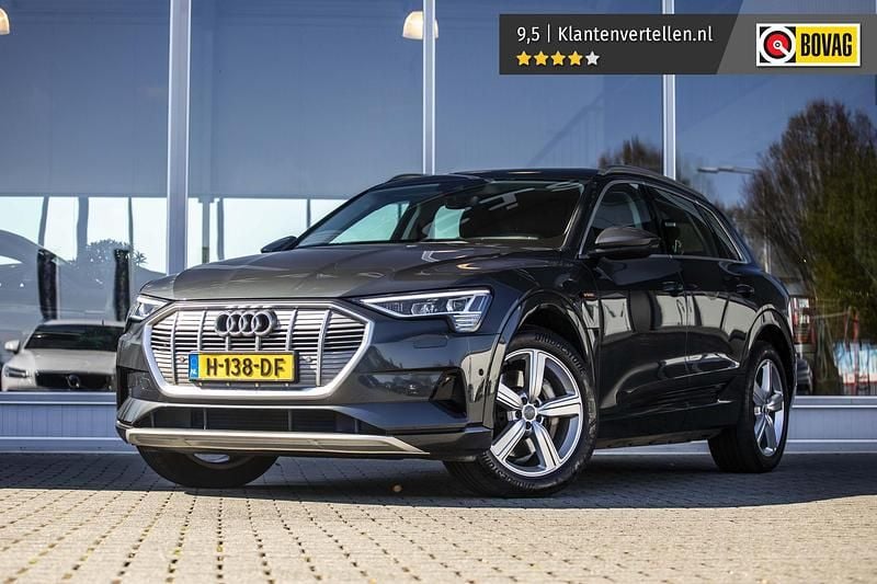 Grijs Gebruikt 2019 Audi e-tron SUV | € 23.445 (Goede deal) - Afbeelding 1/4