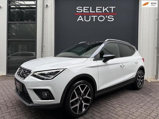 Wit Gebruikt 2020 Seat Arona FR SUV | € 19.950 (Eerlijke prijs) - Afbeelding 1/4