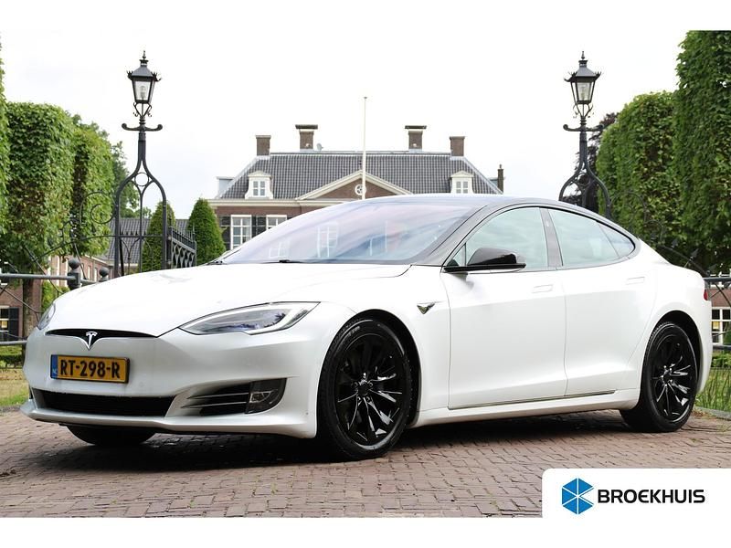 Wit Gebruikt 2018 Tesla Model S Hatchback | € 24.895 (Goede deal) - Afbeelding 1/4