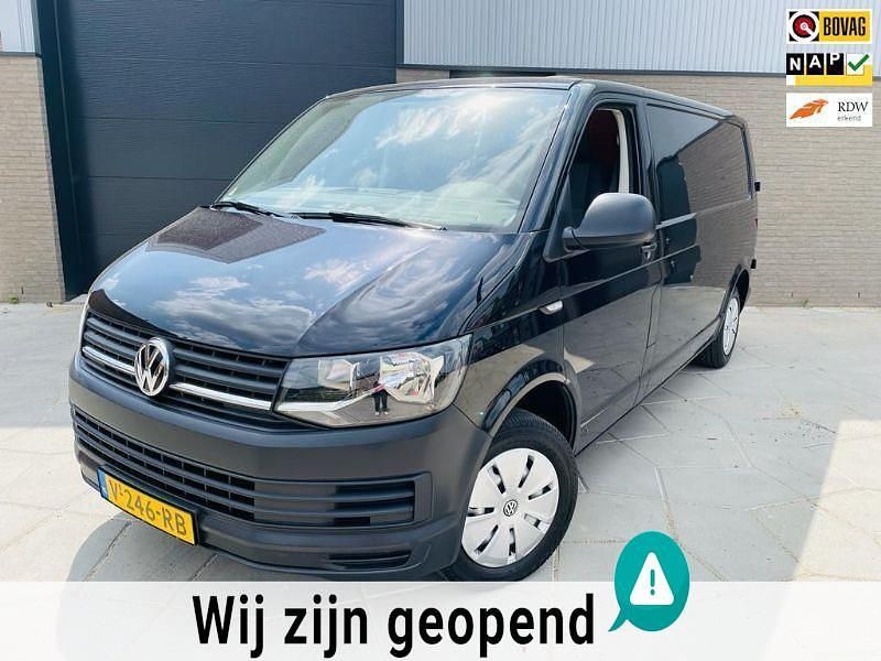 Zwart Gebruikt 2018 VW T6 S Van | € 16.895 (Eerlijke prijs) - Afbeelding 1/4