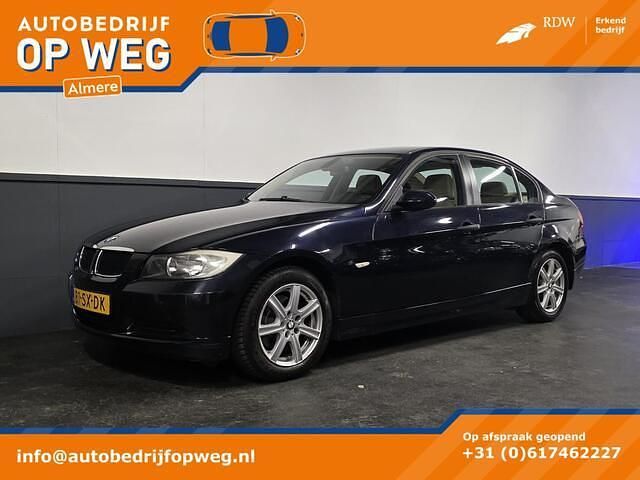 Blauw Occasion 2006 BMW 318 Executive Sedan | € 4.999 (Eerlijke prijs) - Afbeelding 1/4