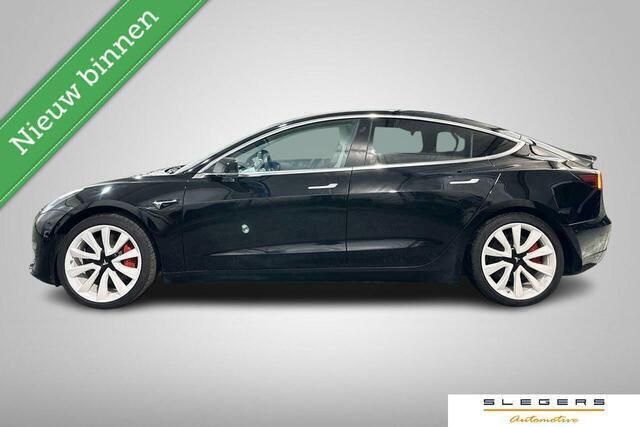 Zwart, metallic lak Gebruikt 2019 Tesla Model 3 Performance Sedan | € 26.950 (Eerlijke prijs) - Afbeelding 1/4