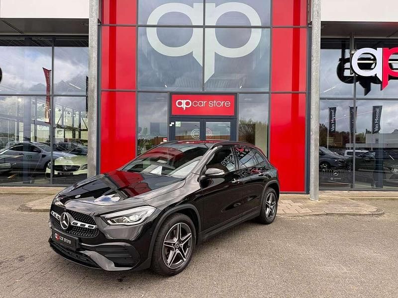 Zwart Gebruikt 2021 Mercedes GLA250 Business SUV | € 31.999 (Super prijs) - Afbeelding 1/4