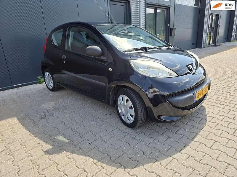Zwart Gebruikt 2007 Peugeot 107 Hatchback | € 1.450 (Eerlijke prijs) - Afbeelding 1/4