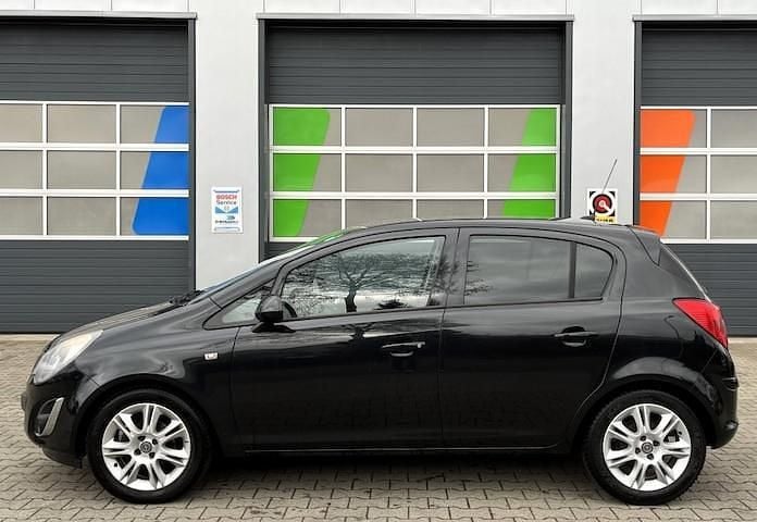 Occasion Opel Corsa 2014 Zwart (metallic) Hatchback